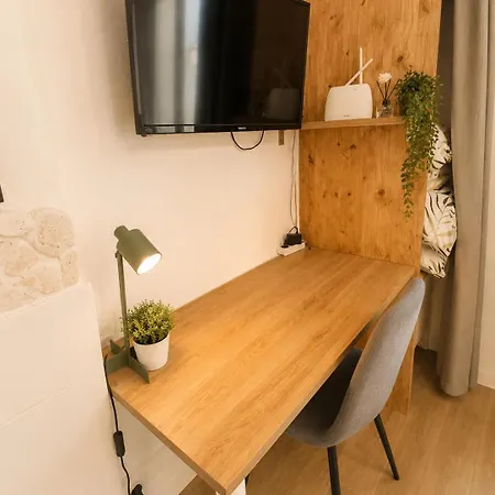 Les Cactus Avec Terrasse à 5 Min à Pied De La Appartement *